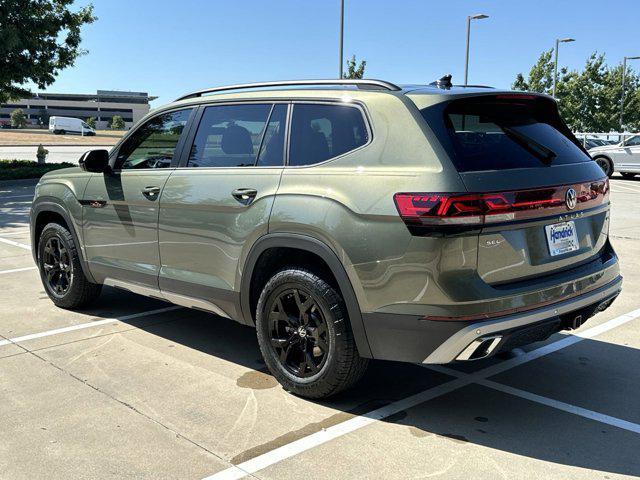 new 2025 Volkswagen Atlas car, priced at $49,771