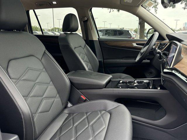 new 2025 Volkswagen Atlas car, priced at $42,070