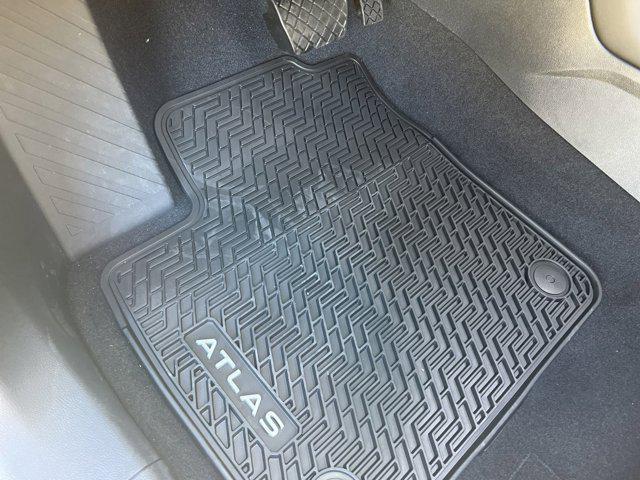 new 2026 Volkswagen Atlas car, priced at $52,581