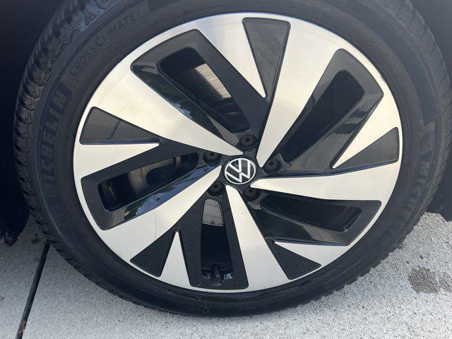 used 2021 Volkswagen ID.4 car, priced at $23,450