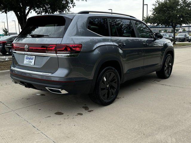 new 2025 Volkswagen Atlas car, priced at $42,582