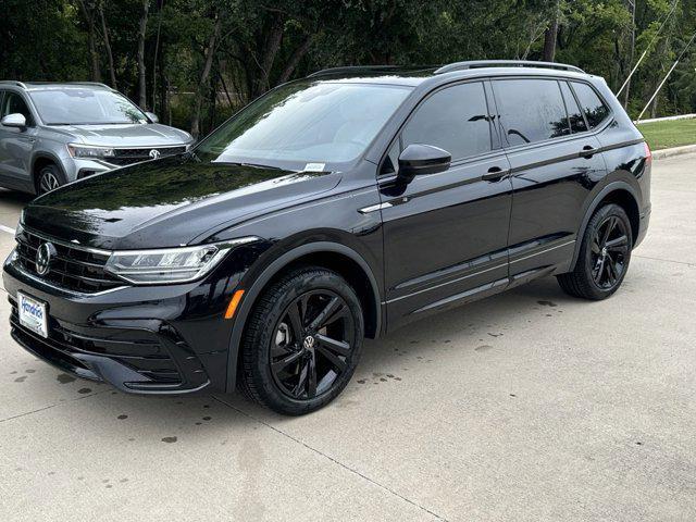 new 2024 Volkswagen Tiguan car, priced at $37,123