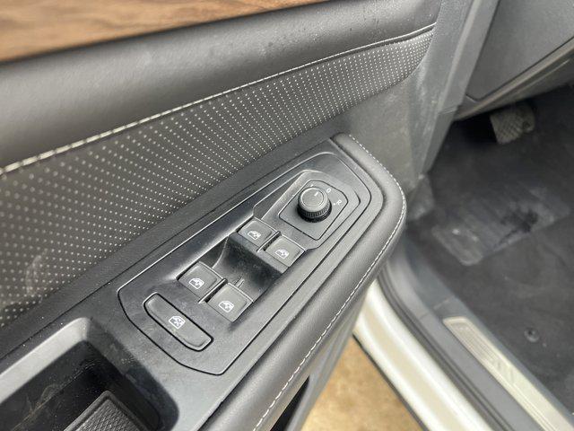 used 2025 Volkswagen Atlas car, priced at $37,451