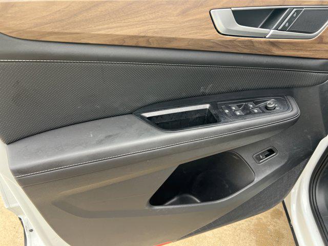 used 2025 Volkswagen Atlas car, priced at $37,451