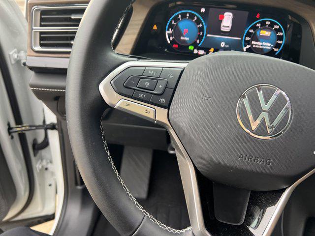 used 2025 Volkswagen Atlas car, priced at $37,451