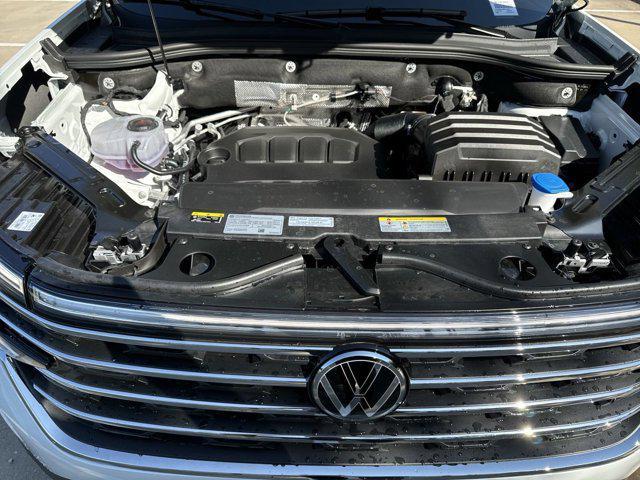 new 2025 Volkswagen Atlas car, priced at $45,245