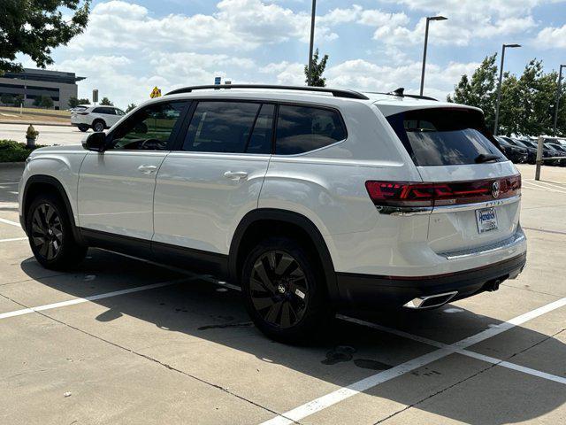 new 2024 Volkswagen Atlas car, priced at $45,861