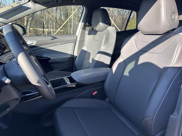 new 2025 Volkswagen ID.4 car, priced at $41,156