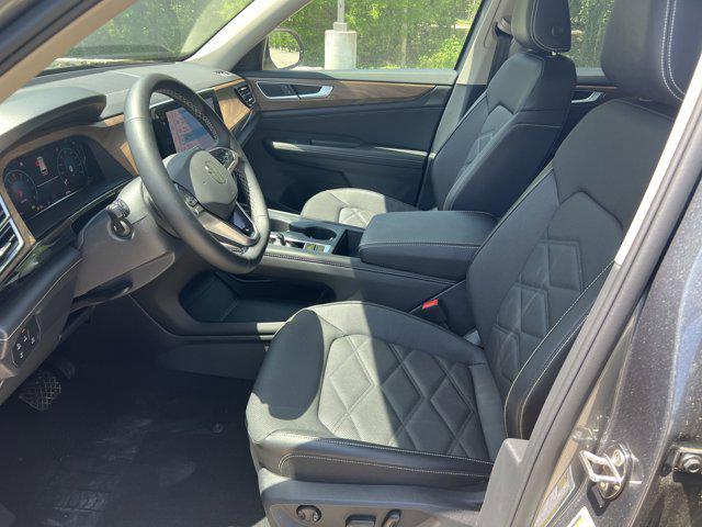used 2025 Volkswagen Atlas car, priced at $37,531