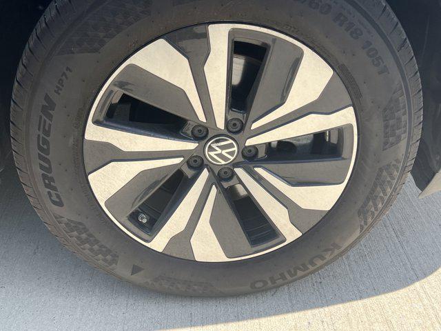 used 2025 Volkswagen Atlas car, priced at $37,531