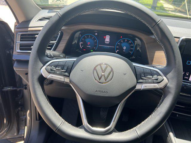 used 2025 Volkswagen Atlas car, priced at $37,531