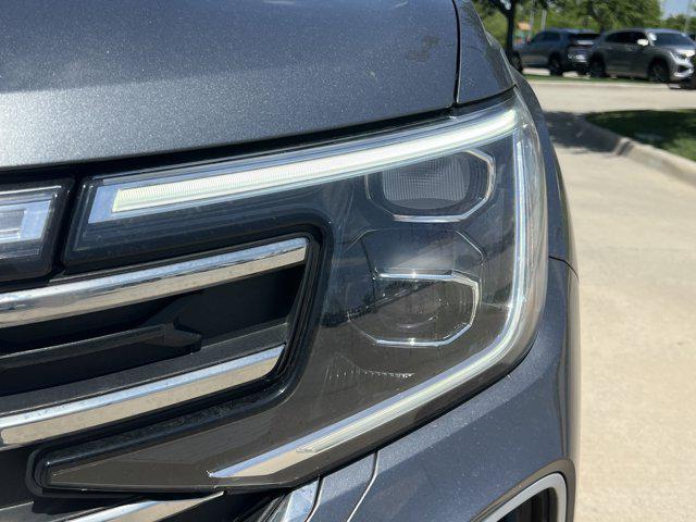 used 2025 Volkswagen Atlas car, priced at $37,531