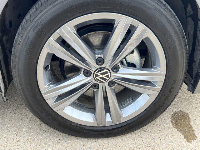 used 2024 Volkswagen Jetta car, priced at $23,551