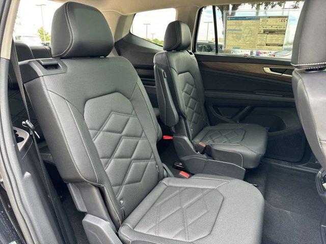 new 2025 Volkswagen Atlas car, priced at $41,327