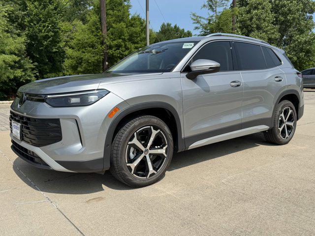 new 2025 Volkswagen Tiguan car, priced at $34,716