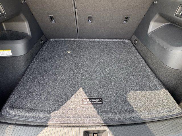 new 2025 Volkswagen Tiguan car, priced at $34,716