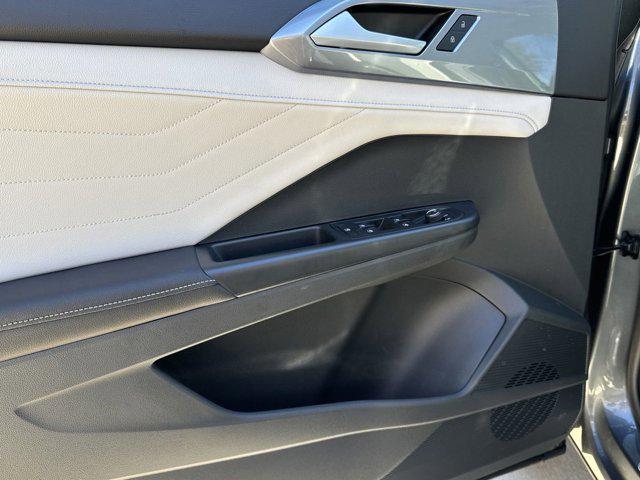 new 2025 Volkswagen Taos car, priced at $34,670