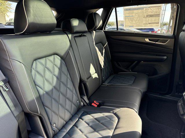 new 2026 Volkswagen Atlas Cross Sport car, priced at $54,406