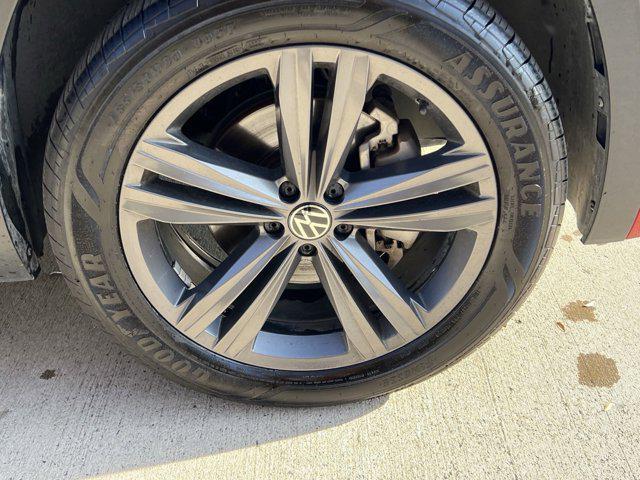 used 2021 Volkswagen Atlas Cross Sport car, priced at $23,971