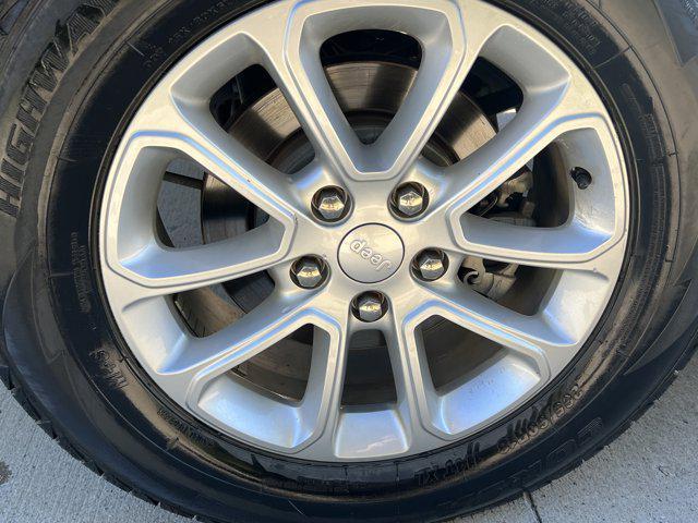 used 2021 Jeep Grand Cherokee car, priced at $23,991