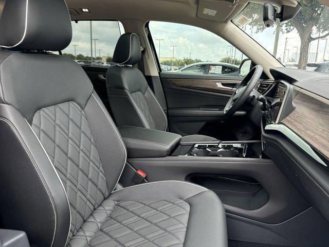 new 2025 Volkswagen Atlas car, priced at $53,378