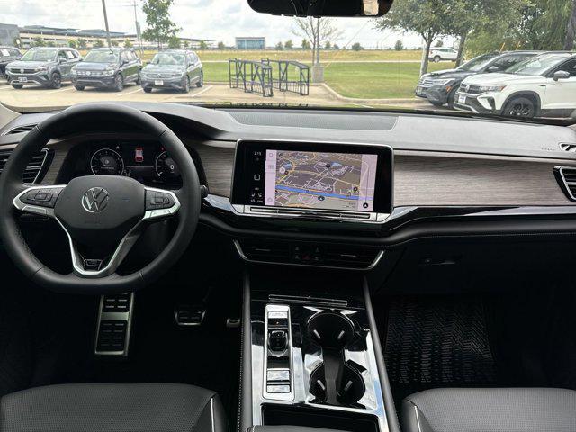 new 2025 Volkswagen Atlas car, priced at $53,378