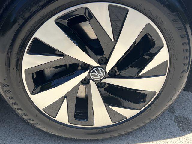 used 2023 Volkswagen ID.4 car, priced at $24,999