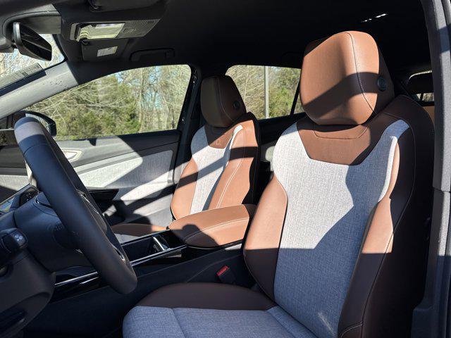 new 2025 Volkswagen ID.4 car, priced at $40,720