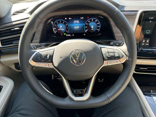 new 2025 Volkswagen Atlas car, priced at $53,166