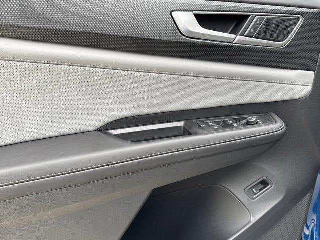 new 2026 Volkswagen Atlas Cross Sport car, priced at $53,516