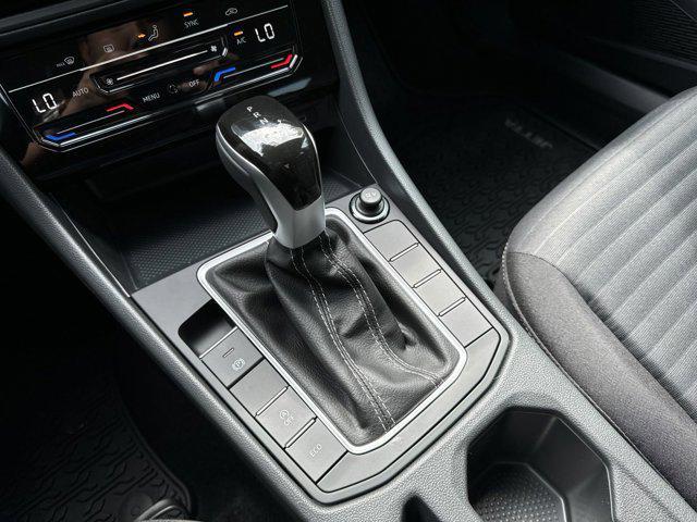 new 2025 Volkswagen Jetta car, priced at $24,513