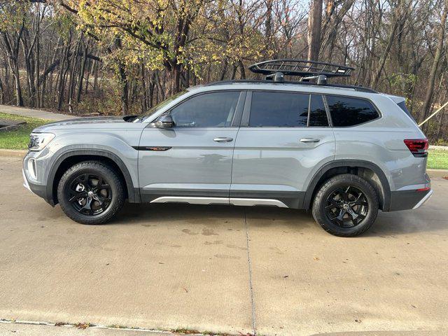 used 2024 Volkswagen Atlas car, priced at $43,321