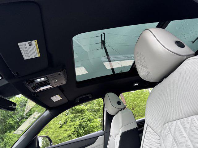 new 2026 Volkswagen Atlas Cross Sport car, priced at $54,406