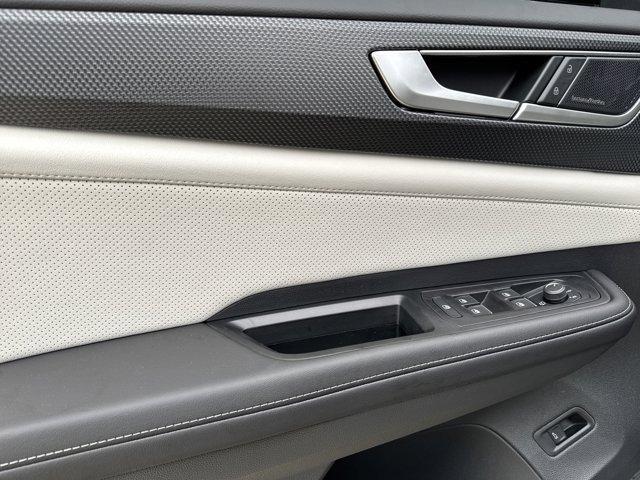 new 2026 Volkswagen Atlas Cross Sport car, priced at $54,406