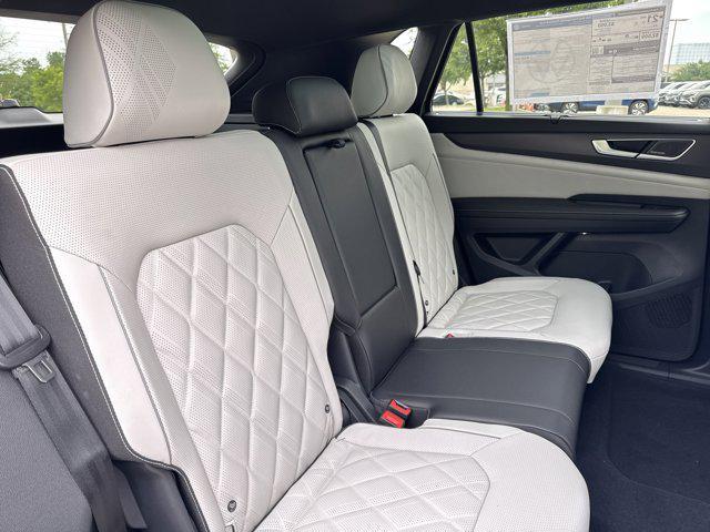 new 2026 Volkswagen Atlas Cross Sport car, priced at $54,406