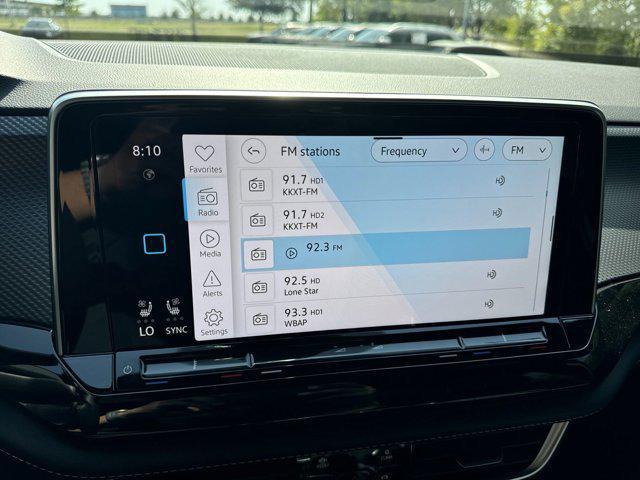 new 2026 Volkswagen Atlas Cross Sport car, priced at $53,775