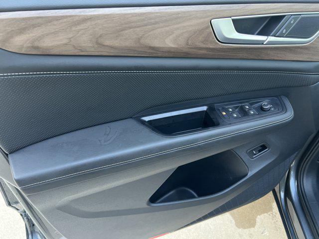 used 2024 Volkswagen Atlas car, priced at $34,991