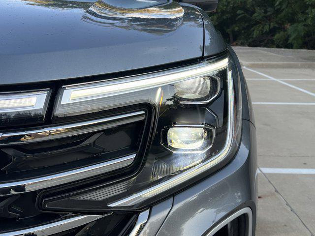 used 2024 Volkswagen Atlas car, priced at $34,991