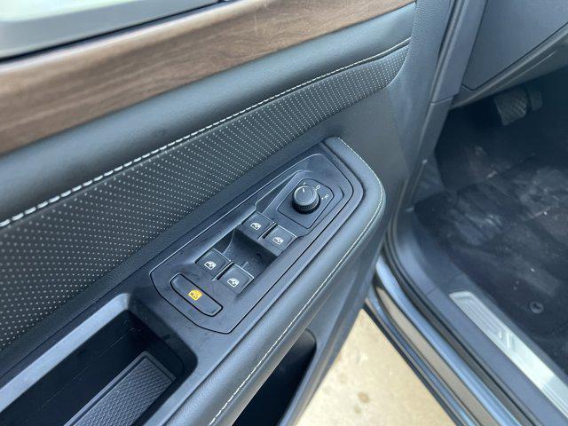 used 2024 Volkswagen Atlas car, priced at $34,991