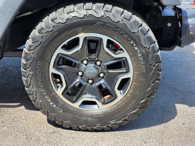 used 2016 Jeep Wrangler Unlimited car, priced at $27,500