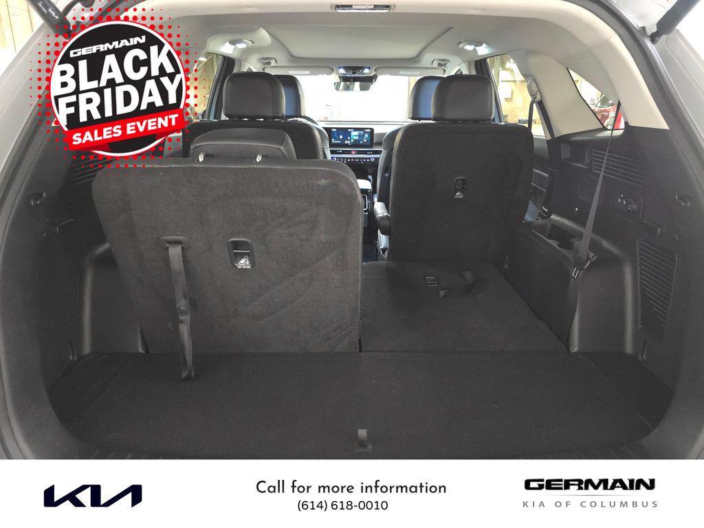 used 2025 Kia Sorento car, priced at $37,954