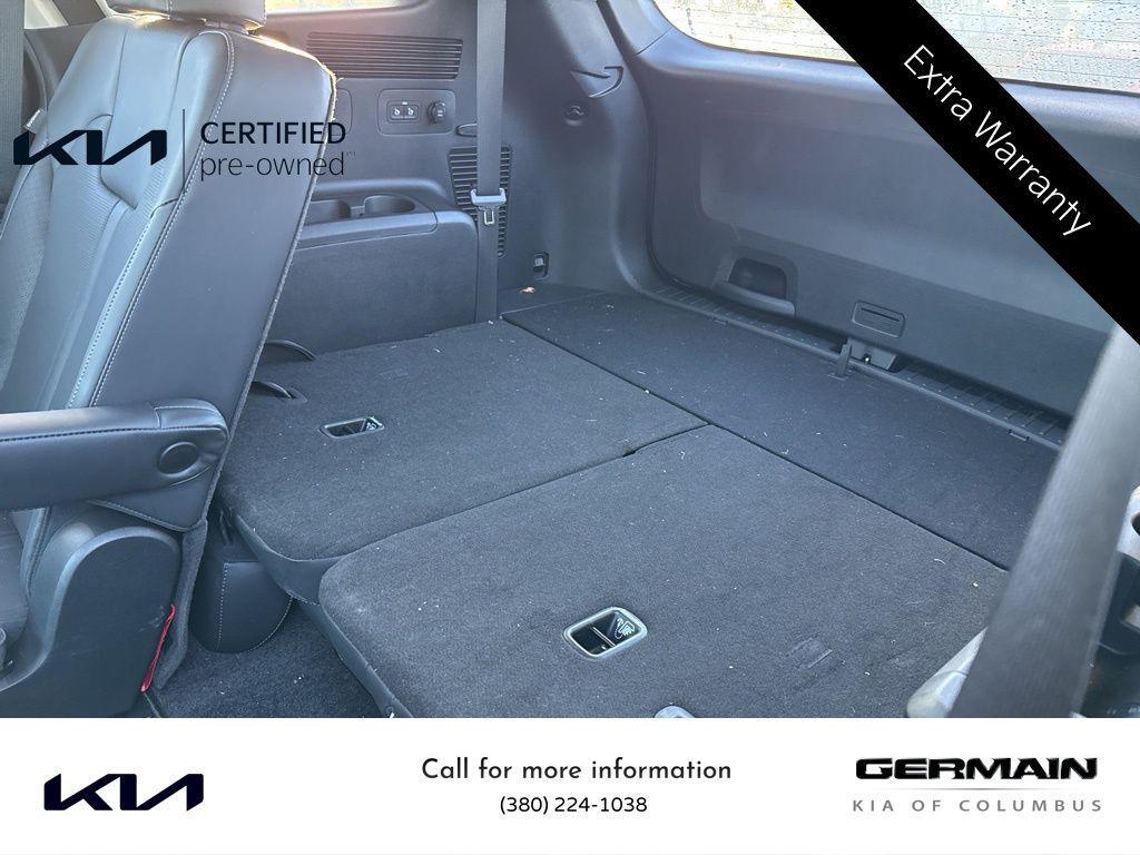 used 2025 Kia Sorento car, priced at $39,491