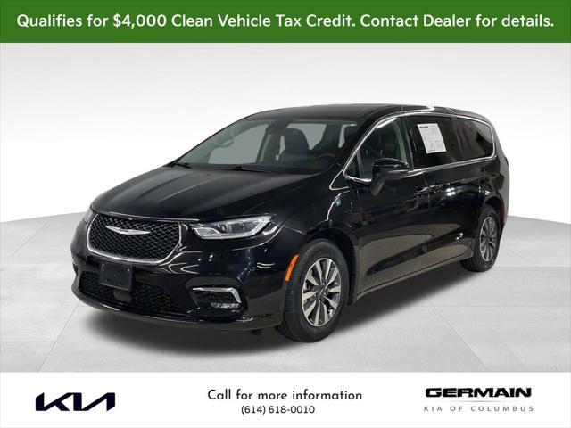 used 2023 Chrysler Pacifica Hybrid car, priced at $24,591