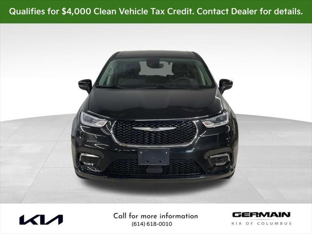 used 2023 Chrysler Pacifica Hybrid car, priced at $24,591