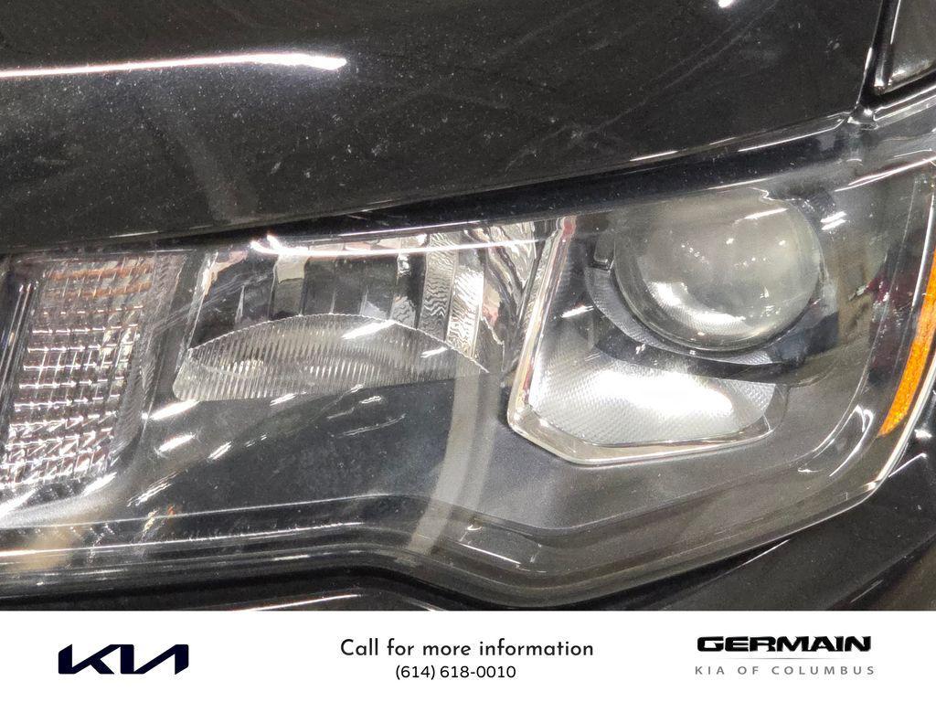 used 2018 Jeep Grand Cherokee car, priced at $18,493