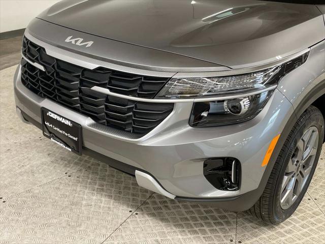 used 2025 Kia Seltos car, priced at $23,993