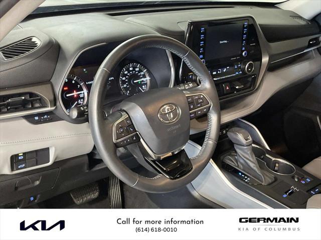 used 2021 Toyota Highlander car, priced at $29,292