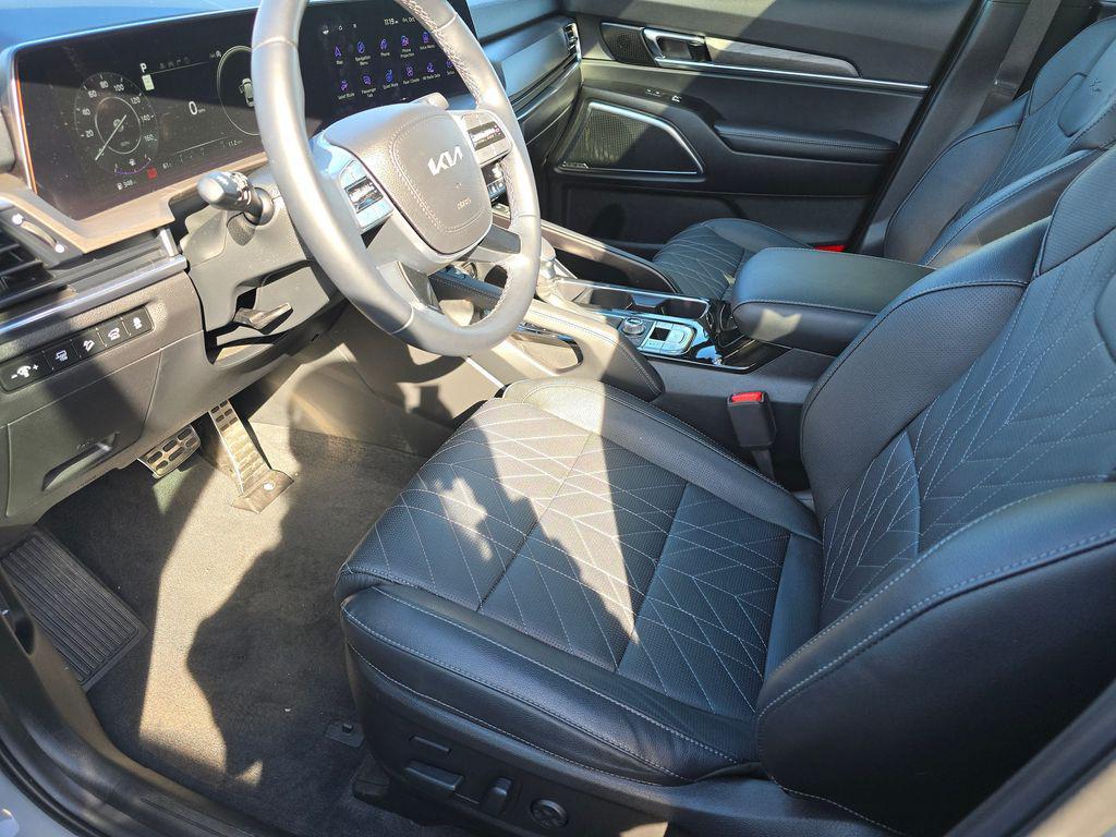used 2024 Kia Telluride car, priced at $43,491