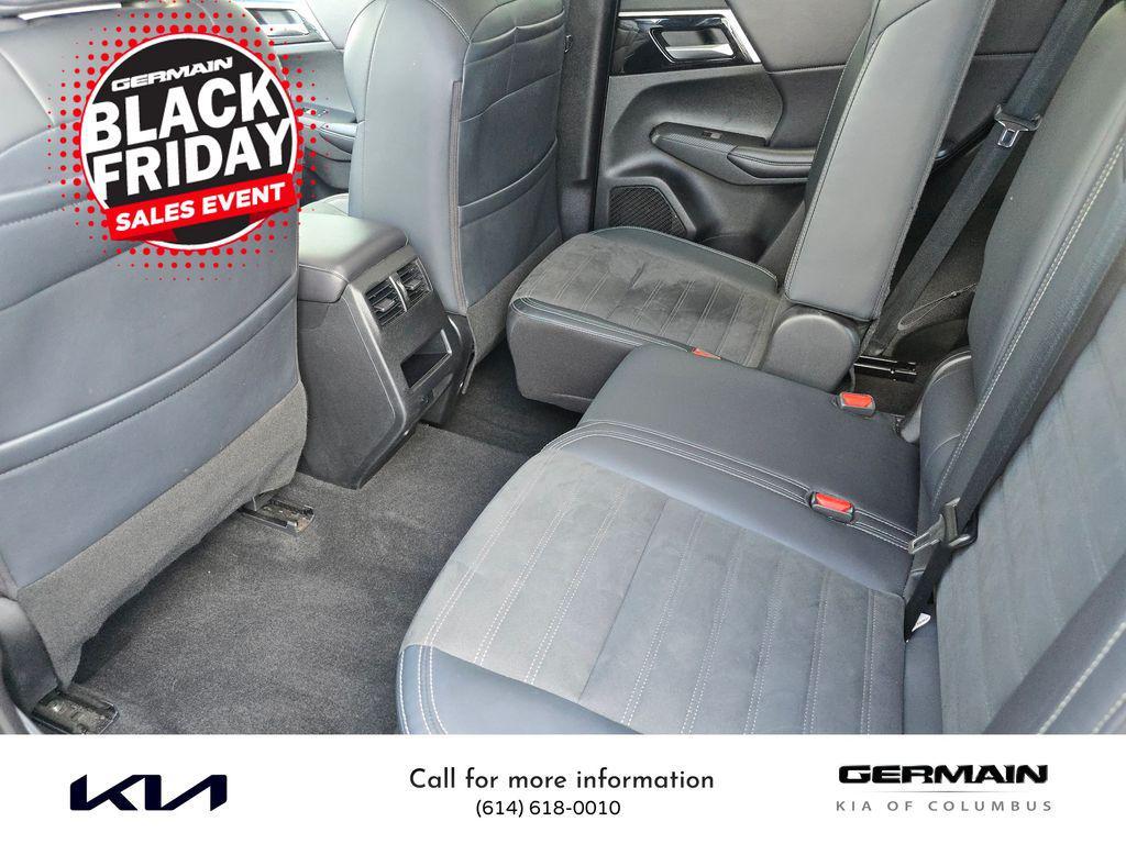 used 2024 Mitsubishi Outlander car, priced at $23,995