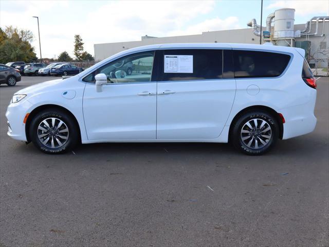 used 2022 Chrysler Pacifica Hybrid car, priced at $21,574